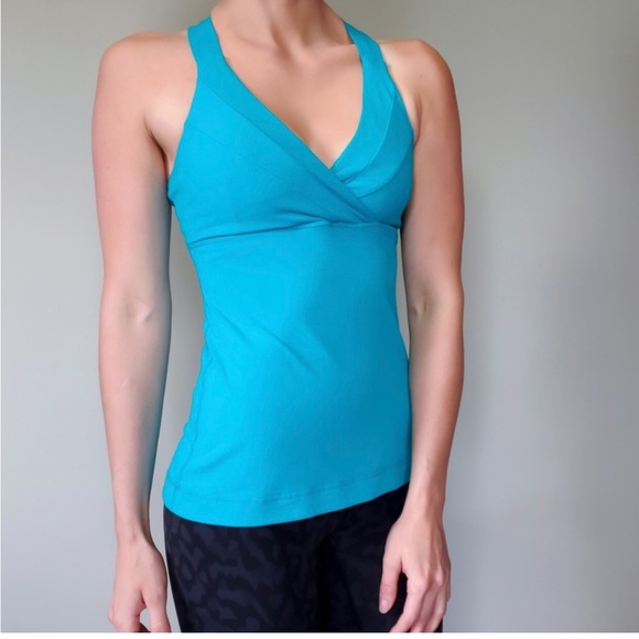 lululemon athletica Tops - Lululemon Deep Breath Tank Top" Turquoise-Size 4 Good Condition
